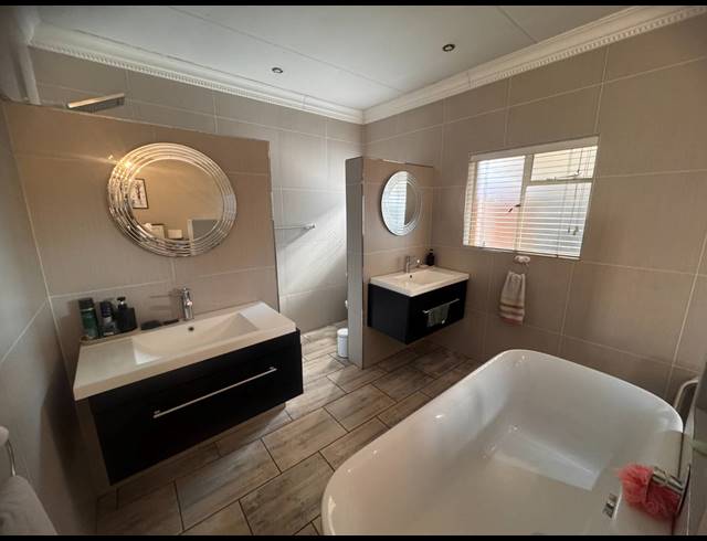 4 BEDROOM HOUSE FOR SALE IN VERWOERDPARK